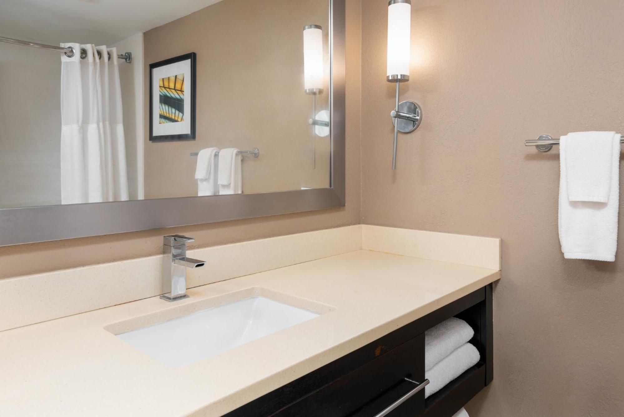 Holiday Inn Miami-Doral Area By Ihg Экстерьер фото